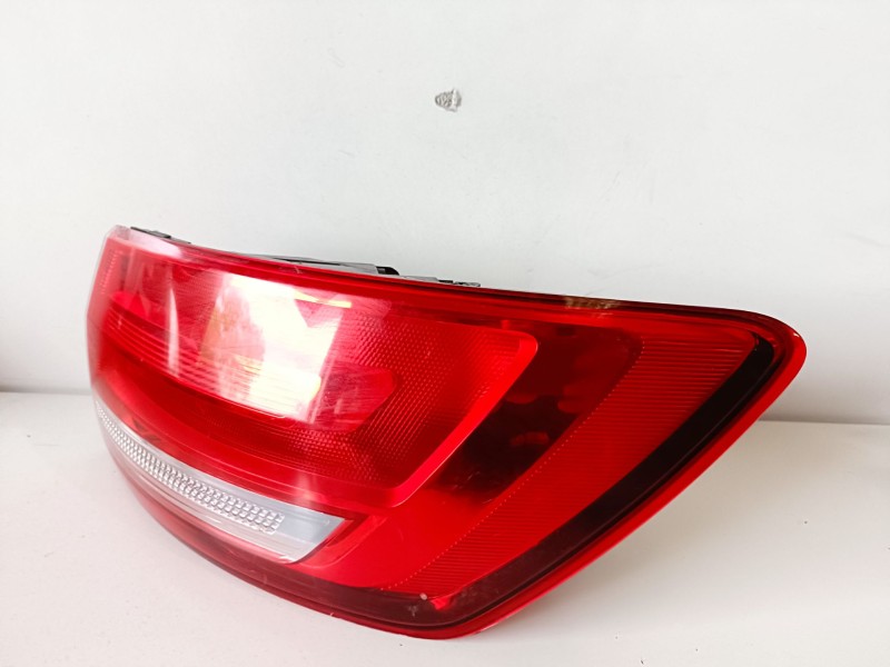 Recambio de piloto trasero derecho para audi a4 avant (8k5) caga referencia OEM IAM 8W9945070  