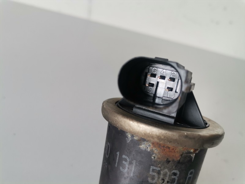 Recambio de valvula egr para volkswagen polo iv (9n1) azq referencia OEM IAM 03D131503A  