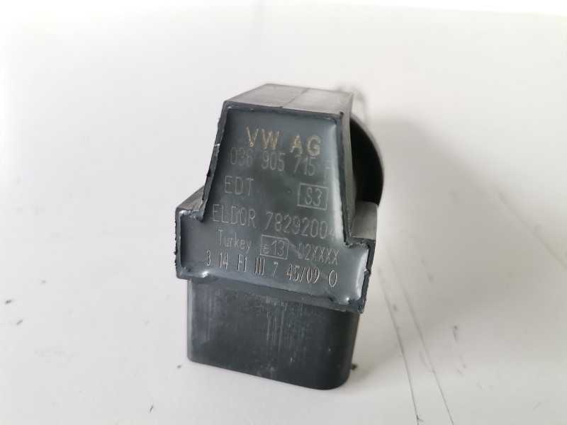 Recambio de bobina encendido para volkswagen polo iv (9n1) azq referencia OEM IAM 036905715F  