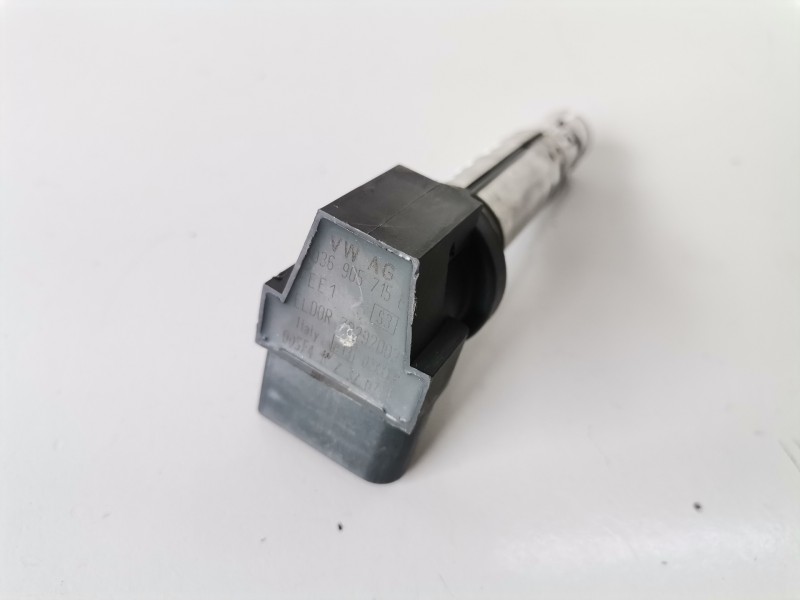 Recambio de bobina encendido para volkswagen polo iv (9n1) azq referencia OEM IAM 036905715F  