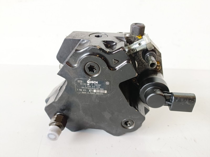 Recambio de bomba inyeccion para bmw serie 3 berlina (e46) 204d4 referencia OEM IAM 0445010045  