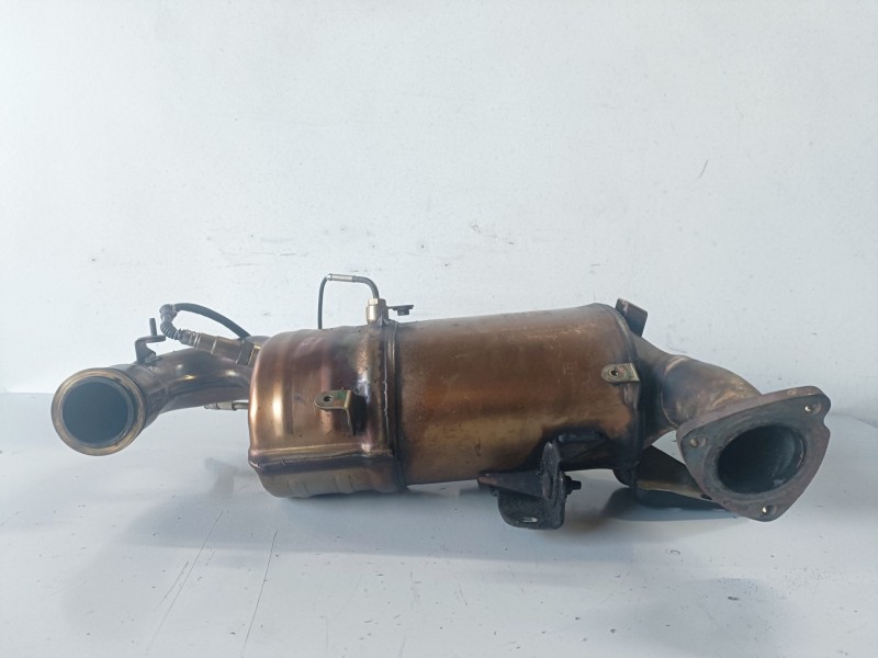 Recambio de catalizador para opel insignia berlina a20dth referencia OEM IAM 55574666  