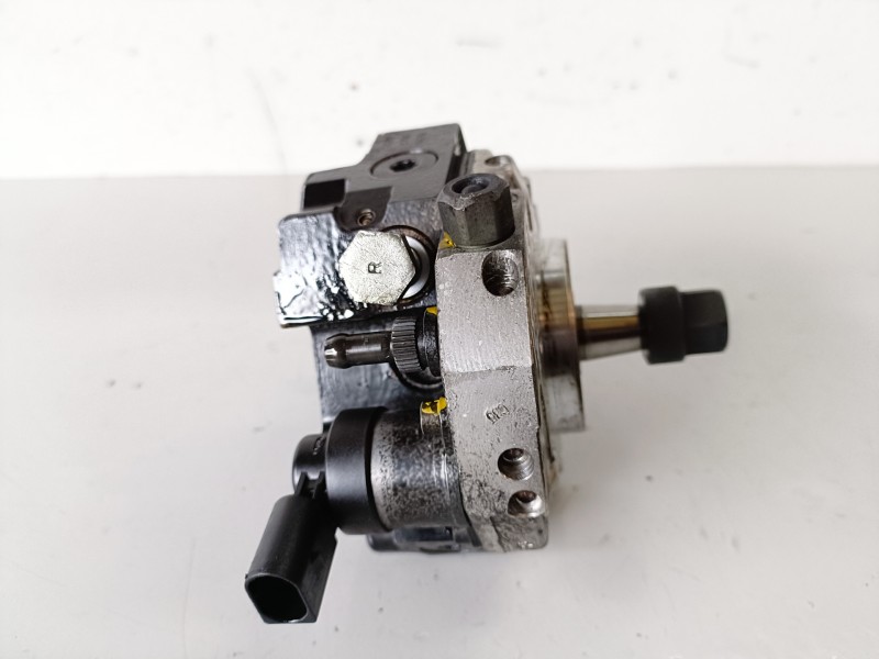 Recambio de bomba inyeccion para bmw serie 3 berlina (e46) 204d4 referencia OEM IAM 0445010045  