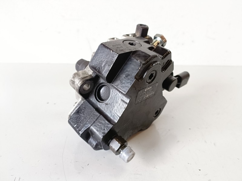 Recambio de bomba inyeccion para bmw serie 3 berlina (e46) 204d4 referencia OEM IAM 0445010045  