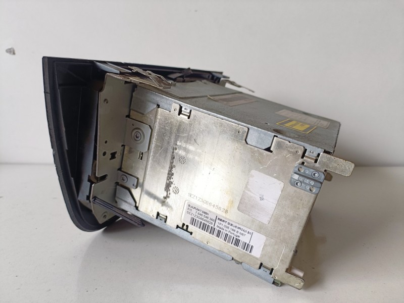 Recambio de sistema audio / radio cd para seat leon (1p1) bxe referencia OEM IAM 1P1035186B  
