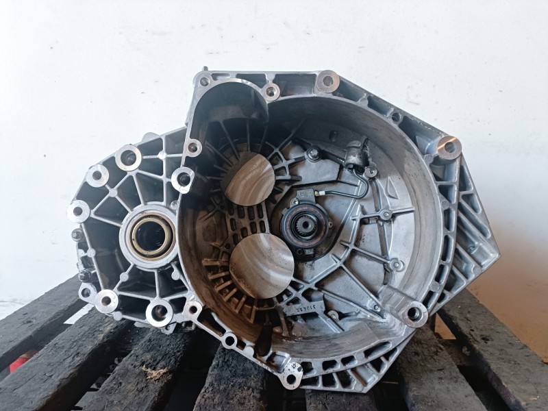 Recambio de caja cambios para opel insignia berlina a20dth referencia OEM IAM   