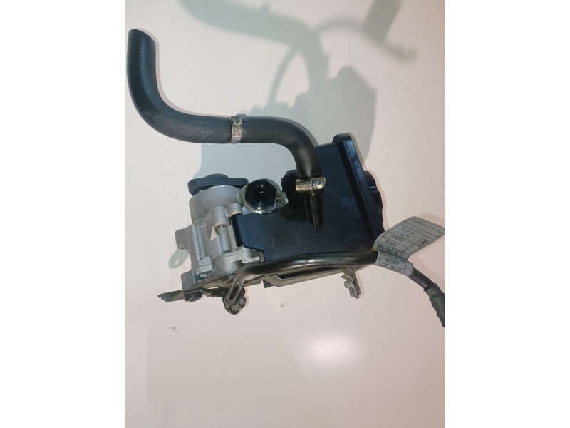 Recambio de bomba direccion para bmw serie x3 (e83) 306d2 referencia OEM IAM   