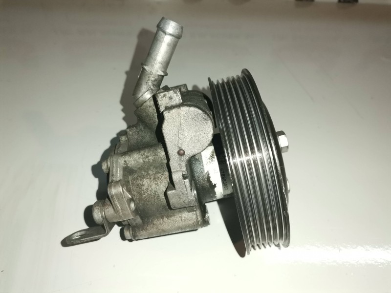 Recambio de bomba direccion para bmw serie 3 berlina (e90) n47d20c referencia OEM IAM 678883803/5002102  