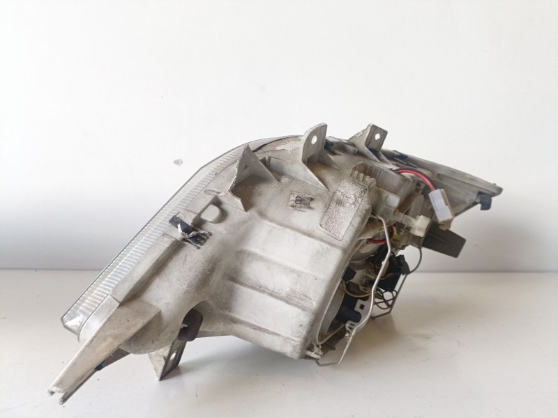 Recambio de faro izquierdo para mercedes-benz sprinter combi 611981 referencia OEM IAM   
