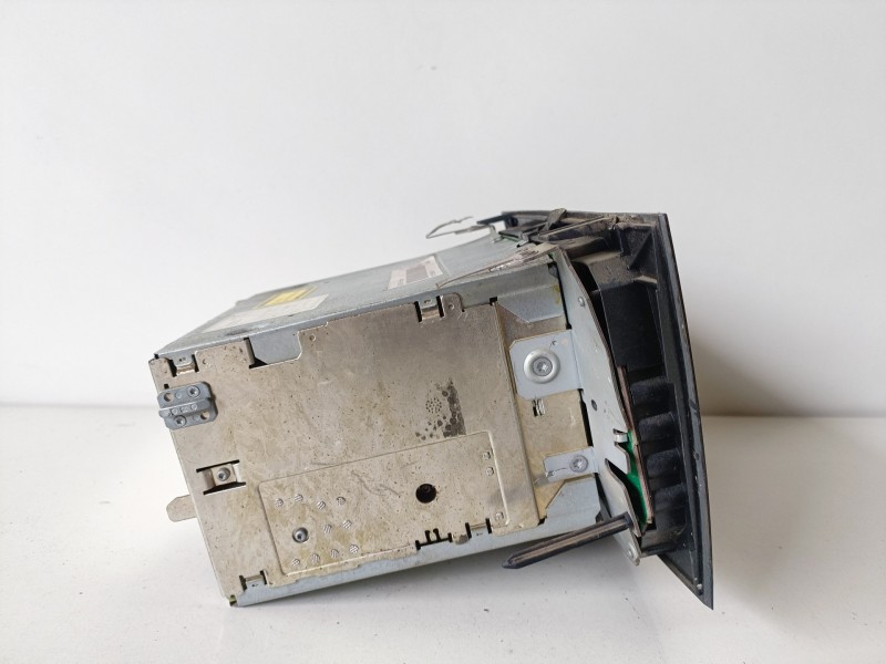 Recambio de sistema audio / radio cd para seat leon (1p1) bxe referencia OEM IAM 1P1035186B  