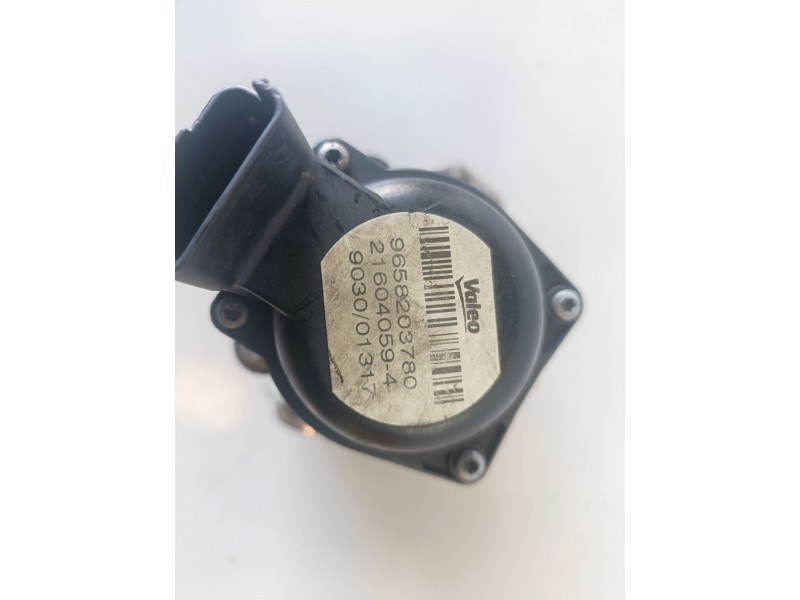 Recambio de valvula egr para citroen c3 8hx referencia OEM IAM 9658203780  