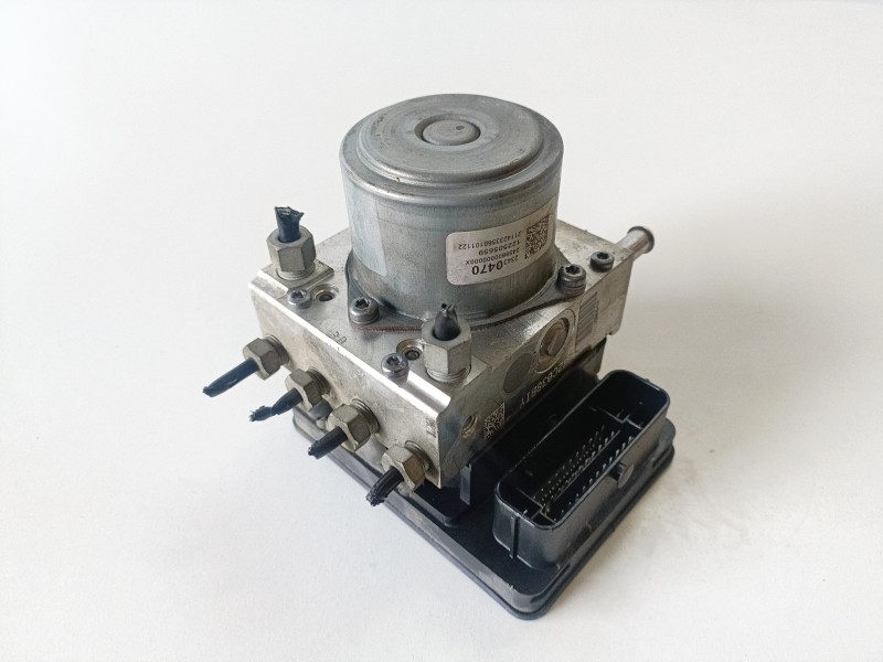 Recambio de abs para opel insignia berlina a20dt referencia OEM IAM 23430470/23430008  