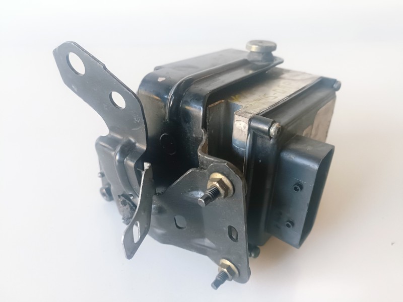 Recambio de abs para peugeot 407 sw 3fy referencia OEM IAM 15710602  