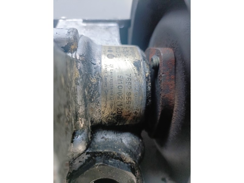 Recambio de bomba direccion para mercedes-benz vito furgón (638) 611980 referencia OEM IAM 7692955511  