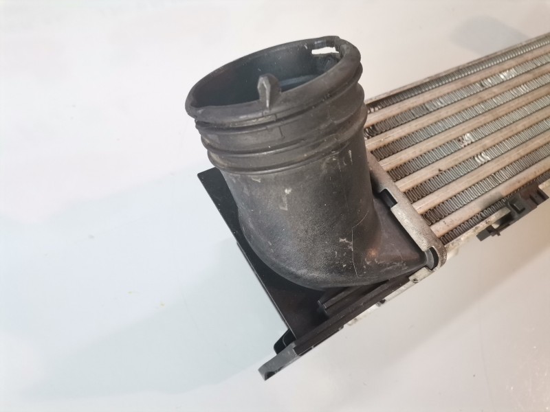 Recambio de intercooler para bmw serie 3 berlina (e90) n47d20c referencia OEM IAM 779878802  