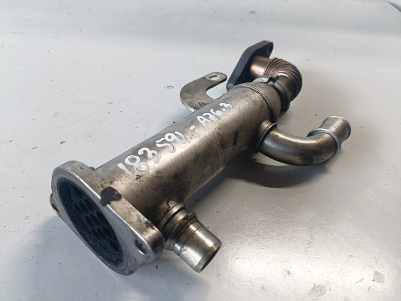 Recambio de enfriador egr para volvo v50 familiar d4204t referencia OEM IAM 8653691  