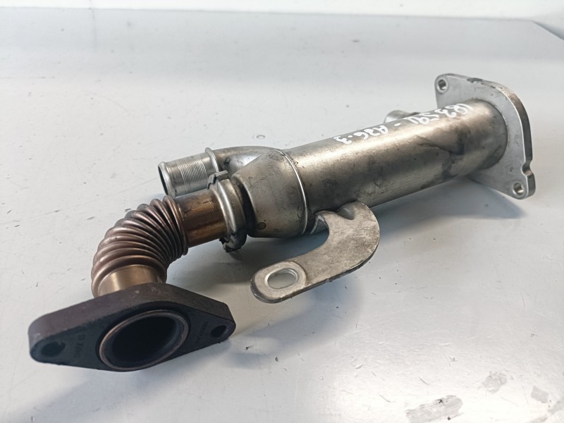 Recambio de enfriador egr para volvo v50 familiar d4204t referencia OEM IAM 8653691  