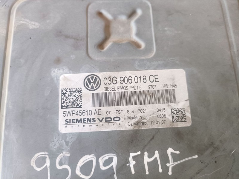 Recambio de centralita motor uce para volkswagen passat variant (3c5) bkp referencia OEM IAM 03G906018CE  
