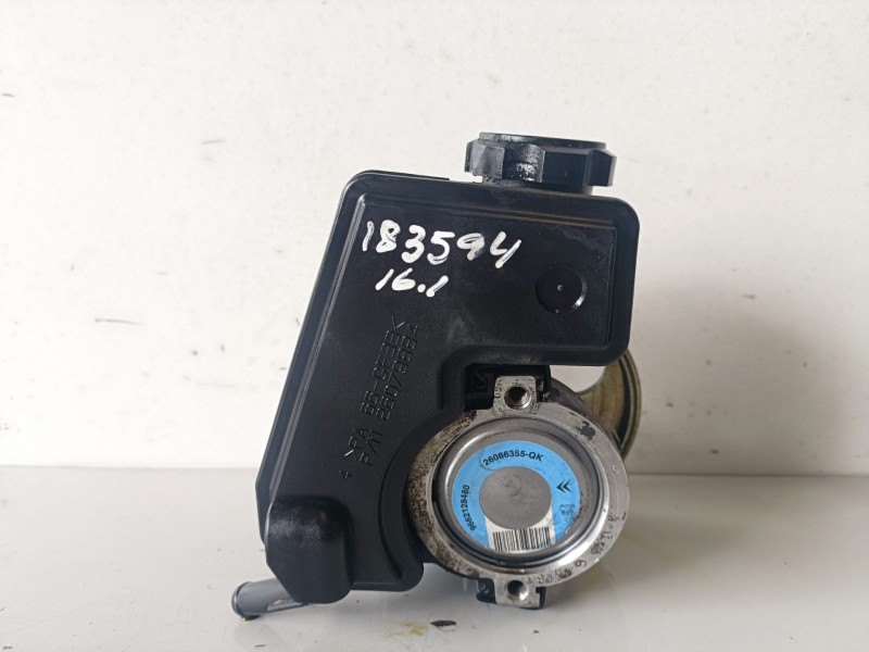 Recambio de bomba direccion para peugeot 206 8hz referencia OEM IAM 26086355QK  