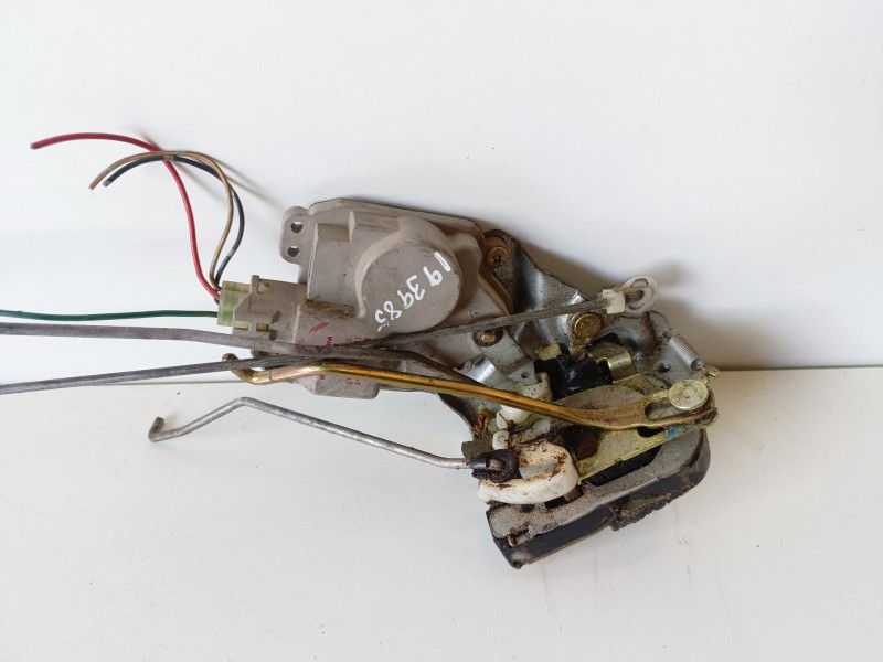 Recambio de cerradura puerta delantera izquierda para suzuki jimny (sn/fj) g13bb referencia OEM IAM 1015280160  