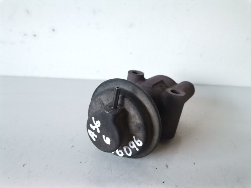 Recambio de valvula egr para hyundai h-1 () d4bh referencia OEM IAM   