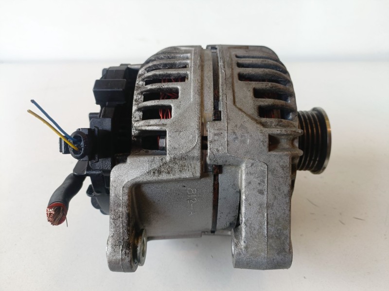 Recambio de alternador para saab 9-3 berlina d223l referencia OEM IAM AI90221  