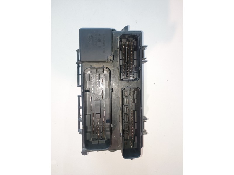Recambio de caja reles / fusibles para opel corsa d z13dtj referencia OEM IAM 13217394EH  