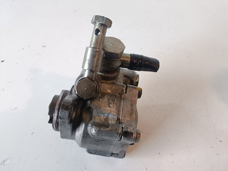 Recambio de bomba direccion para peugeot boxer (290/330) furgón bat.2850mm (2002) 814043s referencia OEM IAM 7683955126  