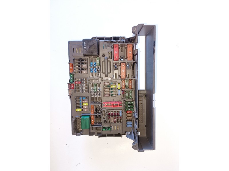 Recambio de caja reles / fusibles para bmw serie 1 berlina (e81/e87) n47d20a referencia OEM IAM 911944502  