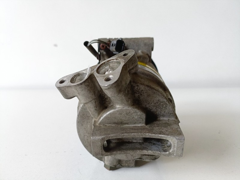 Recambio de compresor aire acondicionado para renault scenic ii (jm) m9r700 referencia OEM IAM 7184  