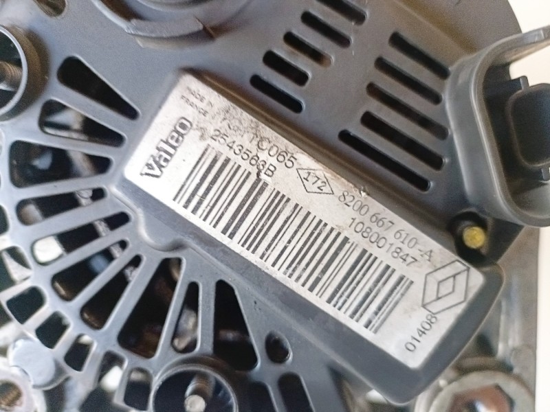 Recambio de alternador para renault scenic ii (jm) f9q818 referencia OEM IAM 8200667610A  