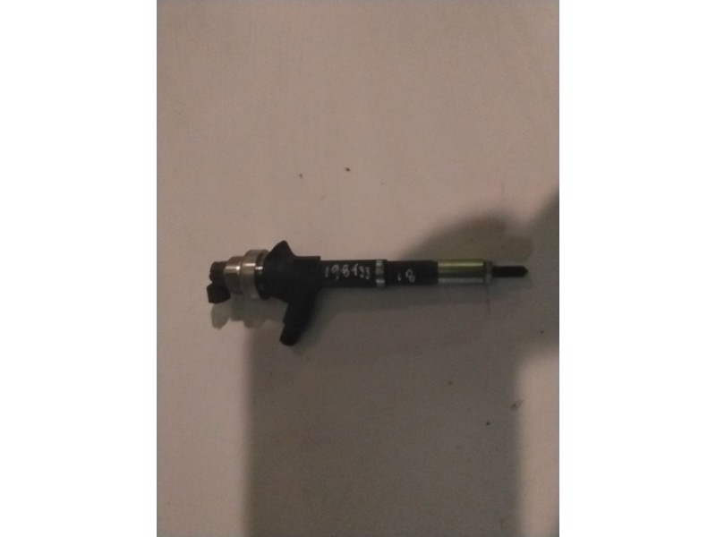 Recambio de inyector para opel meriva b a17dts referencia OEM IAM 55567729  