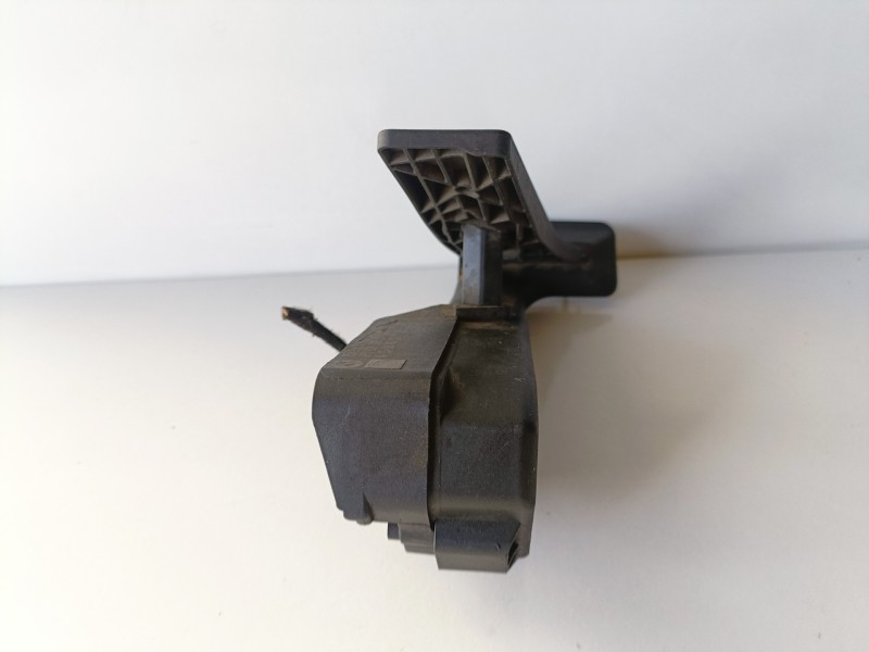 Recambio de pedal acelerador para bmw serie 1 berlina (e81/e87) n47d20a referencia OEM IAM 3542677093501  