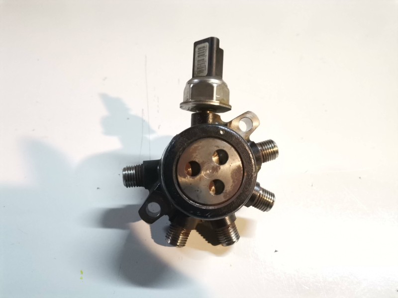Recambio de rampa inyectora para renault kangoo i (f/kc0) k9k802 referencia OEM IAM R9144Z070B/8200584034  