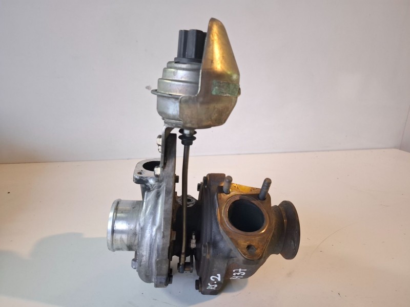 Recambio de turbocompresor para opel astra j berlina 5p a20dth referencia OEM IAM 55570748  