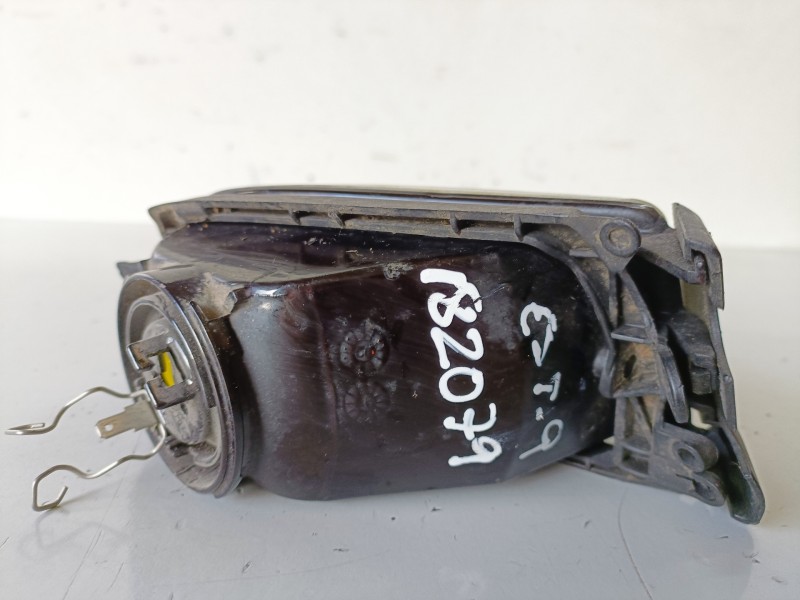 Recambio de faro antiniebla derecho para renault 19 (b/c/l53) f3p referencia OEM IAM 7700817603/67623360  