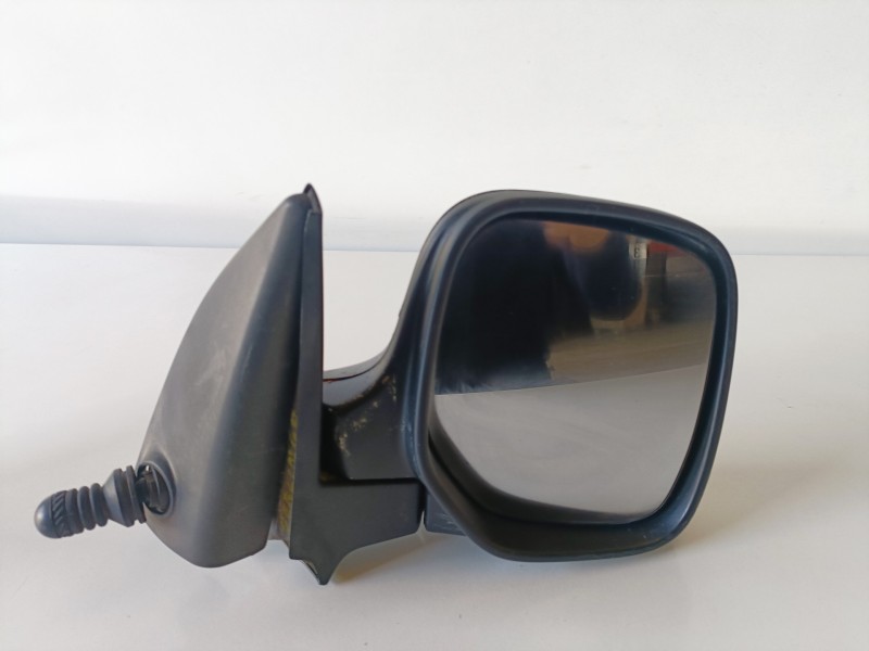 Recambio de retrovisor derecho para citroen berlingo 9hw referencia OEM IAM 9693823XT  