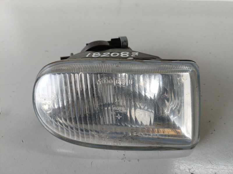 Recambio de faro antiniebla izquierdo para renault megane i classic (la0) f9q-a7 referencia OEM IAM 7700425885  