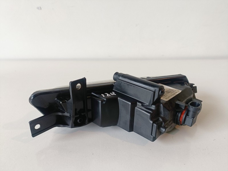 Recambio de faro antiniebla izquierdo para bmw serie 1 coupe (e82) n51b30a referencia OEM IAM 0305084021/7164855  