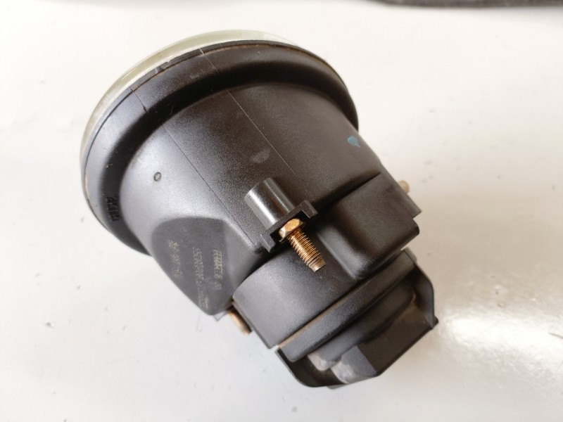Recambio de faro antiniebla izquierdo para renault clio ii fase i (b/cb0) d7f720 referencia OEM IAM 7700838255  