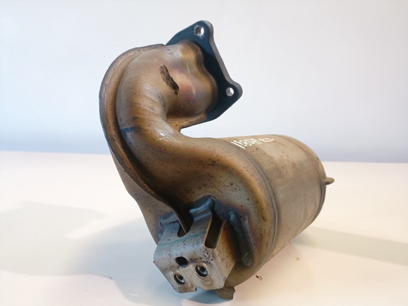 Recambio de catalizador para dacia sandero k9k796 referencia OEM IAM 8200646007  