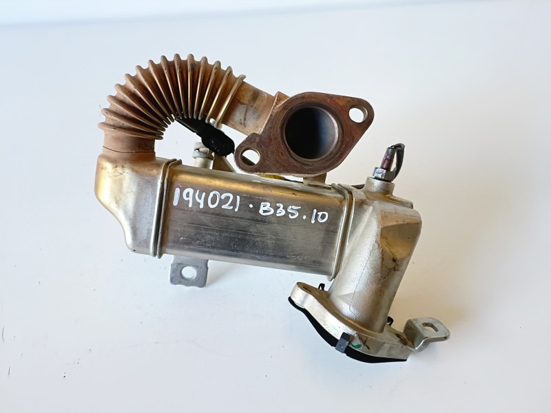 Recambio de enfriador egr para nissan x-trail (t32) r9m414 referencia OEM IAM 147350678RB  