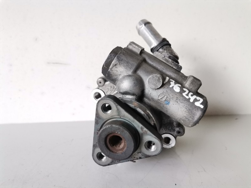 Recambio de bomba direccion para audi a5 coupe (8t) cam referencia OEM IAM 8K0145156N/7690955129  