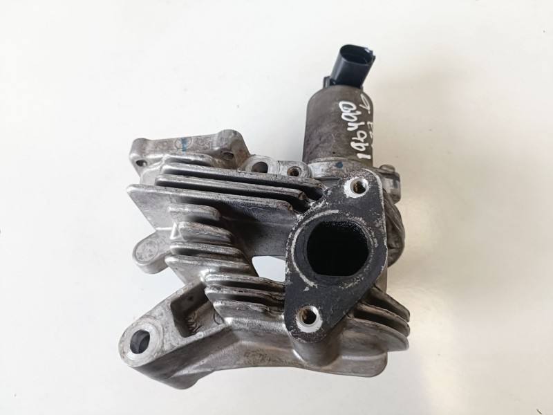 Recambio de valvula egr para renault scenic ii (jm) f9qd8 referencia OEM IAM 70007504  