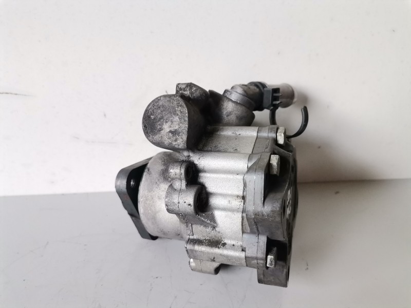 Recambio de bomba direccion para audi a5 coupe (8t) cam referencia OEM IAM 8K0145156N/7690955129  
