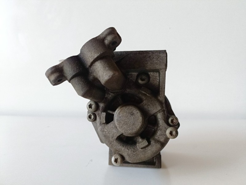Recambio de compresor aire acondicionado para dacia dokker k9k612 referencia OEM IAM 926009154R  