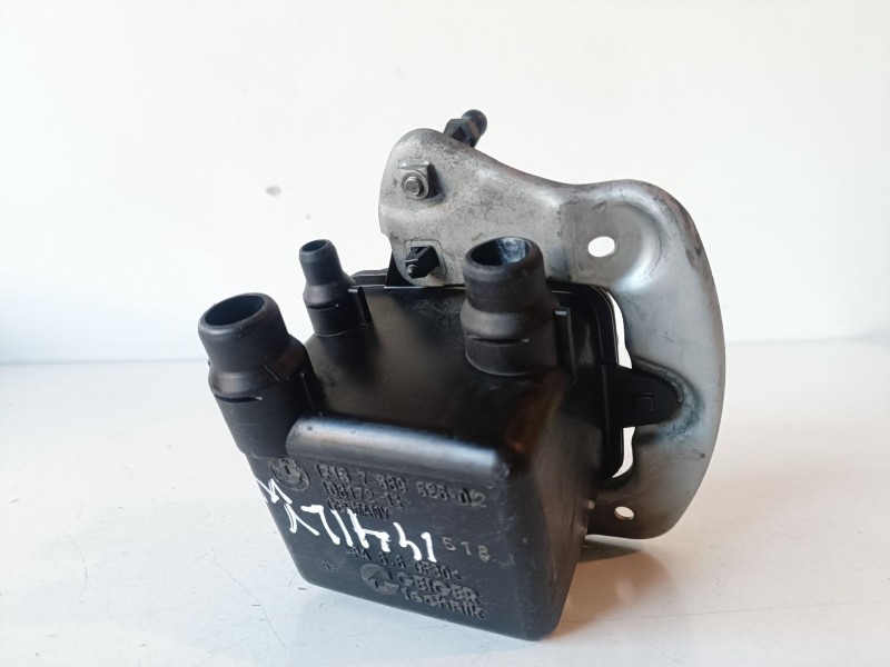 Recambio de deposito expansion para bmw serie x6 (e71/72) s63b44a referencia OEM IAM 758952602  