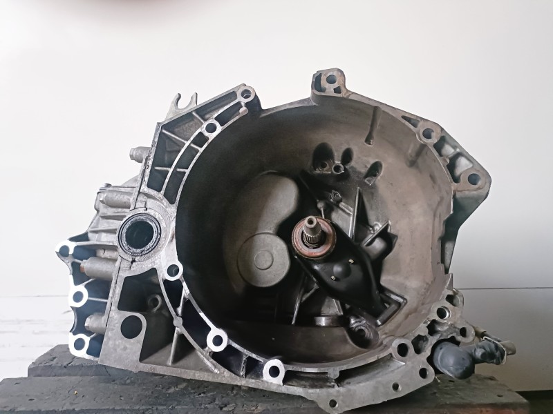 Recambio de caja cambios para fiat ducato 3 camión 30 4hv referencia OEM IAM 20UM24  