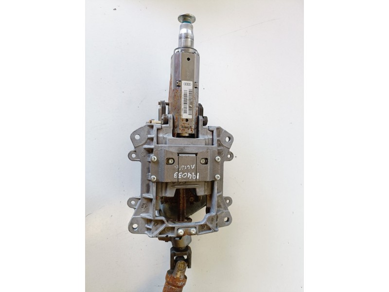 Recambio de columna direccion para audi q7 (4l) bug referencia OEM IAM 4F0905852B  