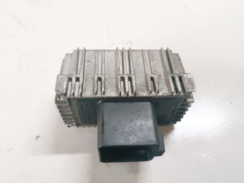 Recambio de caja precalentamiento para opel zafira a y20dth referencia OEM IAM 51299008/09132691  
